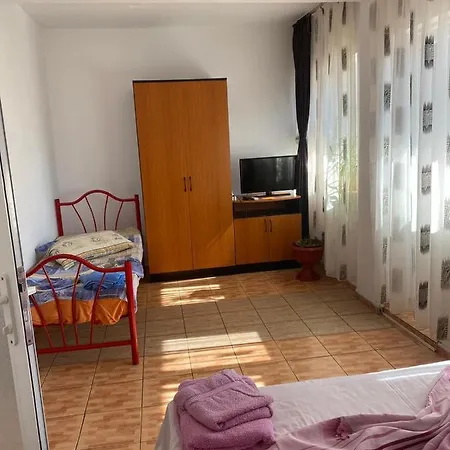 홈스테이 Amani&melisa 데포리노드